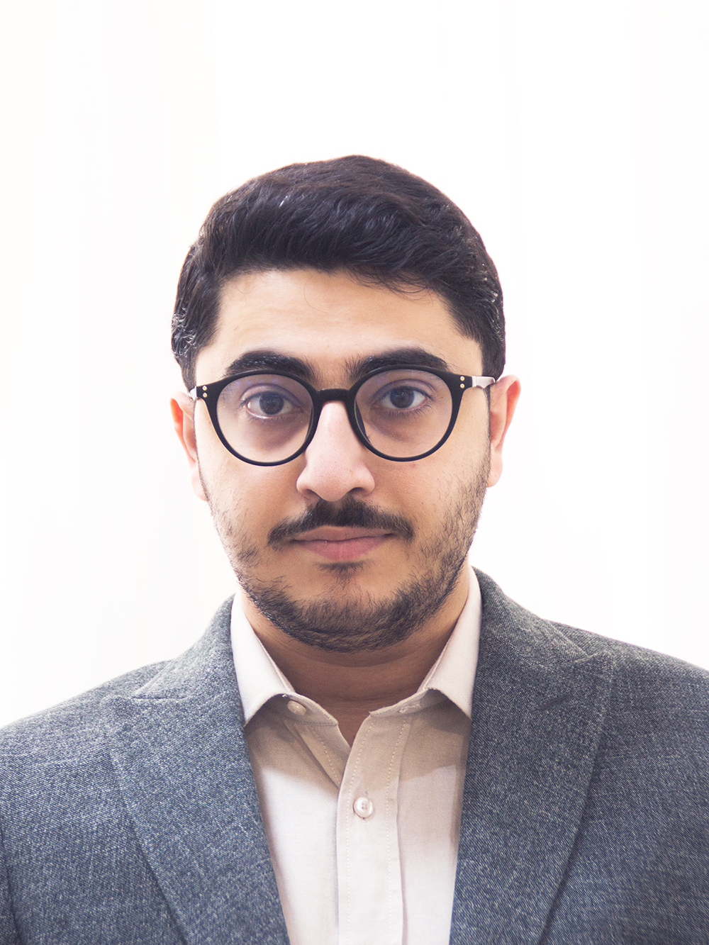 احمدرضا اکبرزاده